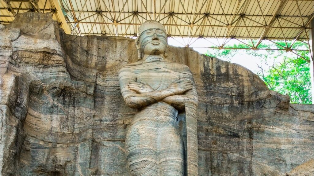 Gal vihara_polonnaruwa